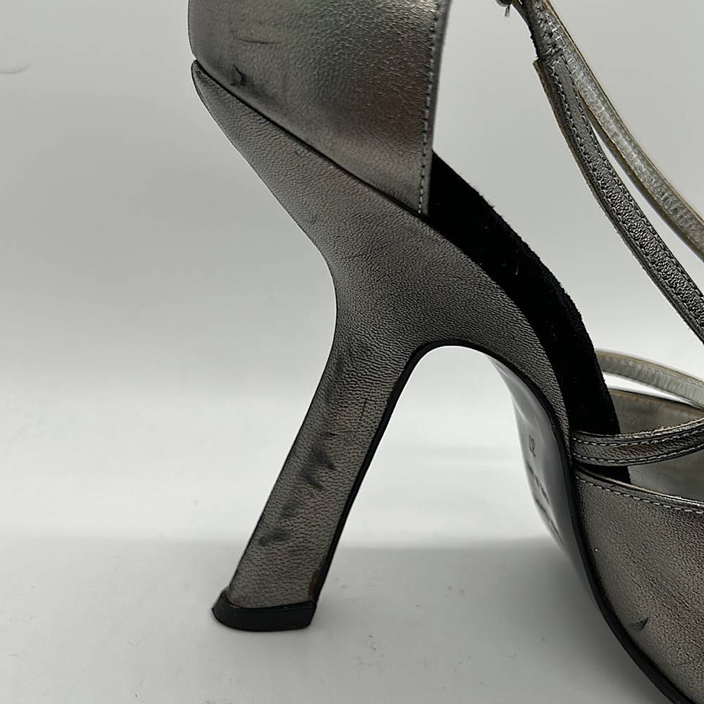 Dolce & Gabbana Sexy Silver Gray Strappy High
Heels Shoes **Sz 37/US Sz 7**🔥🔥 - Picture 8 of 16